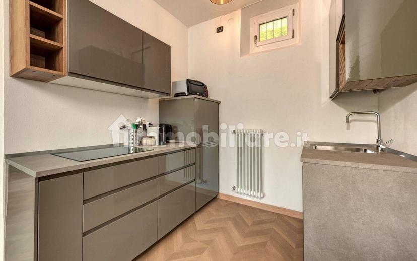 Trilocale via Statale 146, Centro, Mandello del Lario — foto 17 di 19