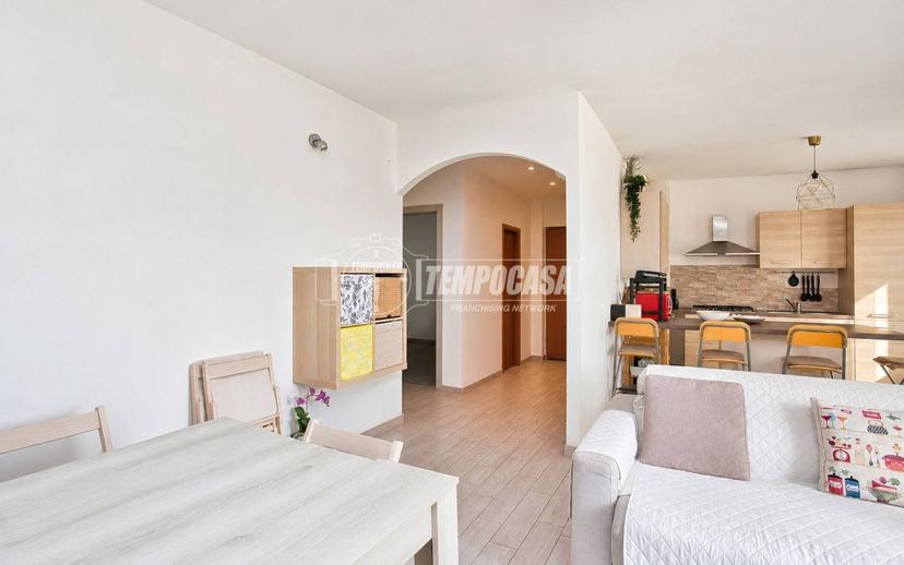 Trilocale ottimo stato, secondo piano, Centro, Trecate — foto 28 di 30