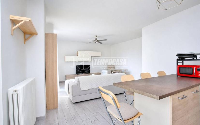 Trilocale ottimo stato, secondo piano, Centro, Trecate — foto 19 di 30