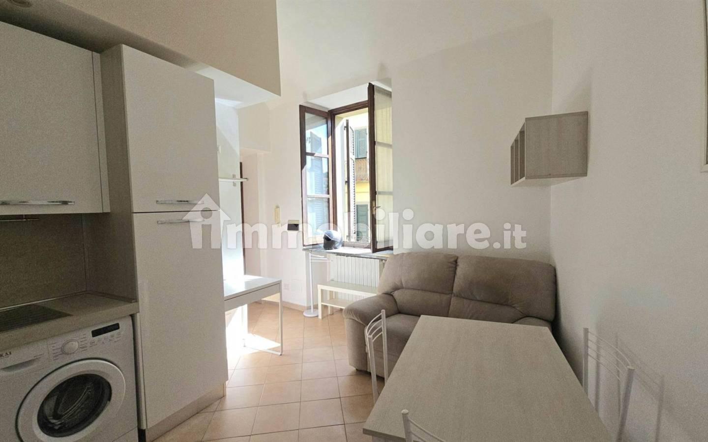 Bilocale via Belletti Bona 6, Centro Storico, Biella