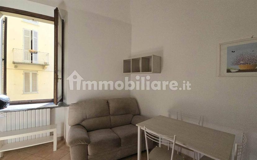 Bilocale via Belletti Bona 6, Centro Storico, Biella — foto 4 di 15