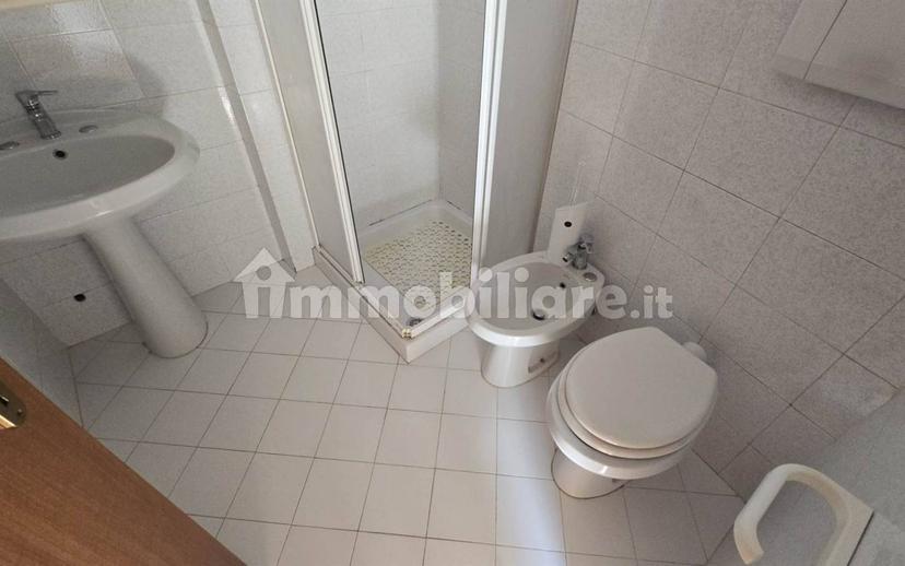 Bilocale via Belletti Bona 6, Centro Storico, Biella — foto 2 di 15