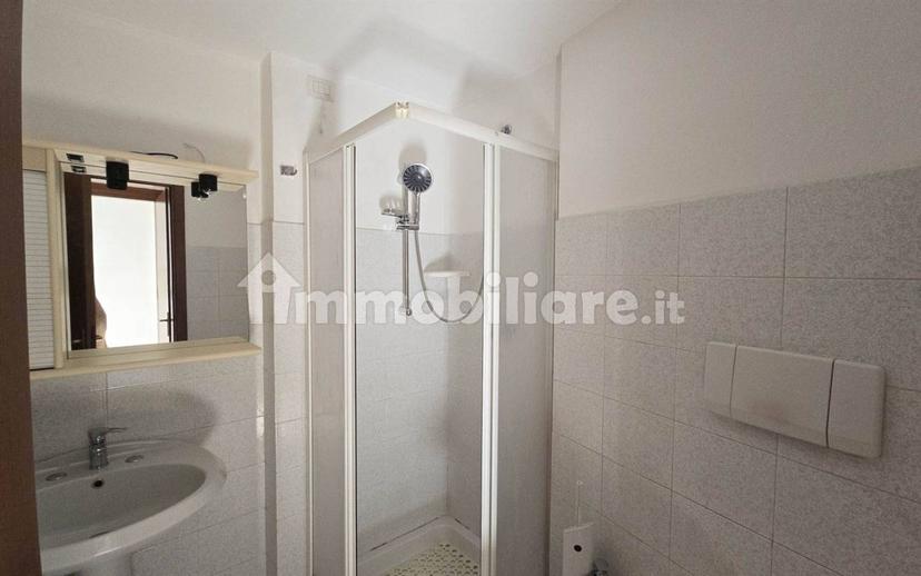 Bilocale via Belletti Bona 6, Centro Storico, Biella — foto 13 di 15