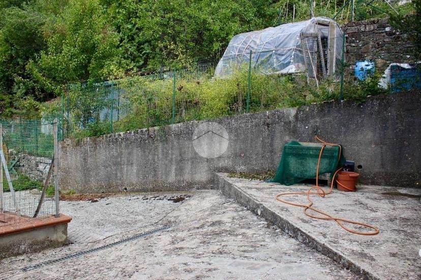 Terratetto plurifamiliare via della Collina 77, Cavarzano, Vernio — foto 2 di 39