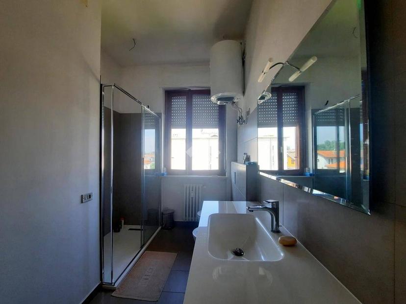 Bilocale via Vittorio Veneto 7, Cassano Magnago — foto 9 di 18