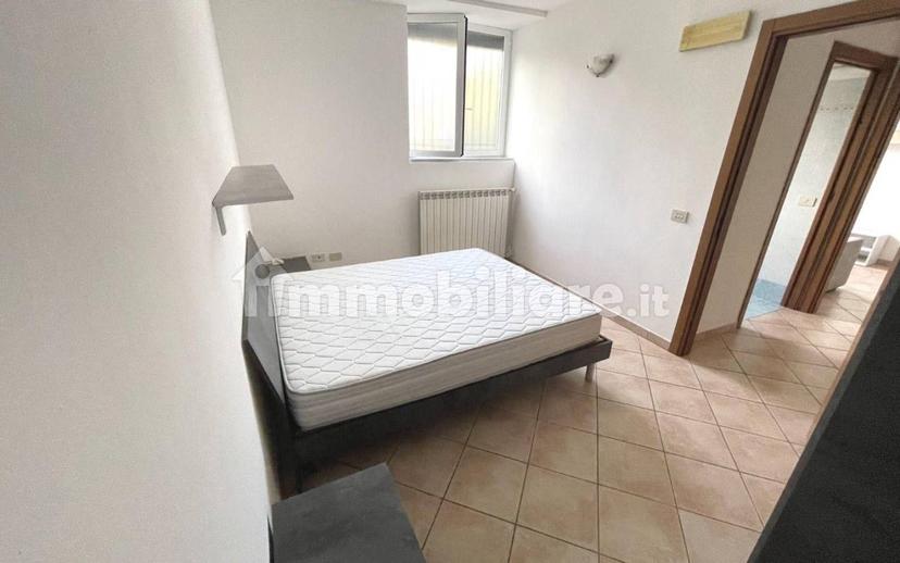 Bilocale via Edmondo De Amicis 1, Venegono Superiore — foto 9 di 12