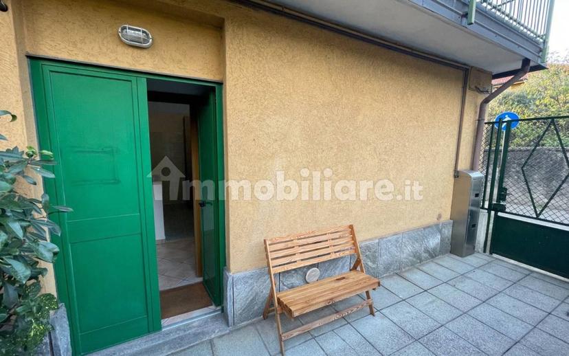 Bilocale via Edmondo De Amicis 1, Venegono Superiore — foto 7 di 12