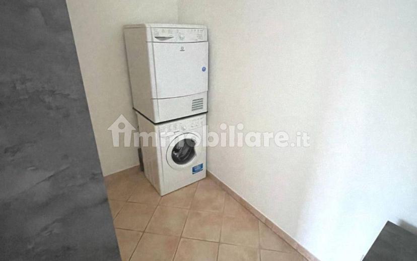 Bilocale via Edmondo De Amicis 1, Venegono Superiore — foto 4 di 12