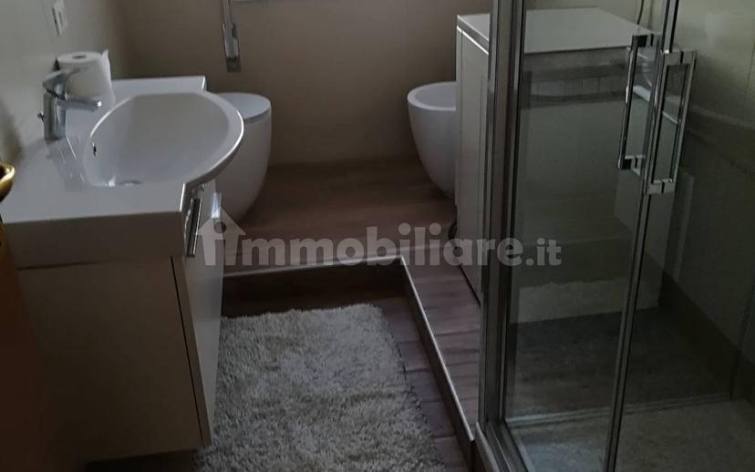 Stanza singola via Luigi Pinelli 7, Treviso — foto 5 di 6