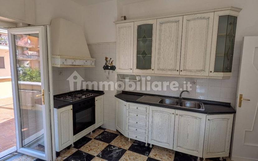 Quadrilocale via Palmiro Togliatti 31, Centro, Formia — foto 11 di 20
