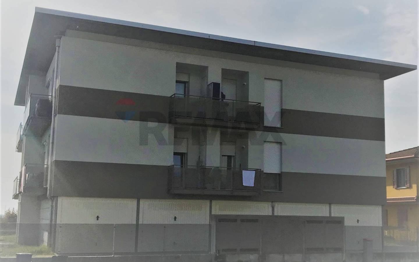 Bilocale via Abruzzo 13-15, Rovato