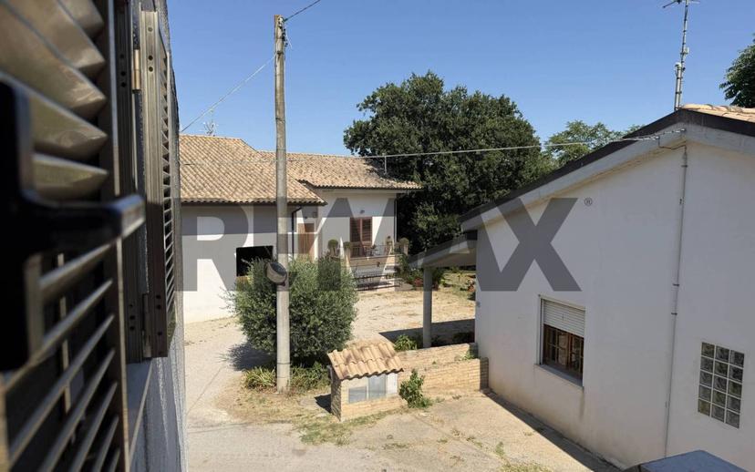 Terratetto plurifamiliare Strada Fagnano 43, Città Sant'Angelo — foto 13 di 20