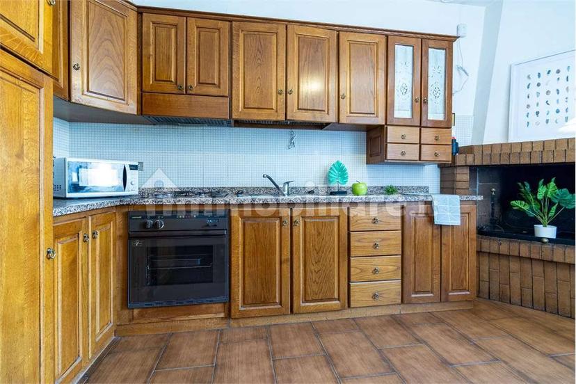 Appartamento buono stato, quarto piano, Centro Storico, Spoleto — foto 19 di 79