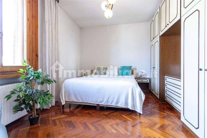 Appartamento buono stato, quarto piano, Centro Storico, Spoleto — foto 44 di 79