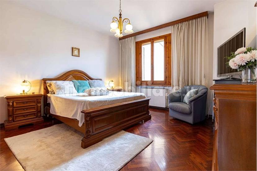 Appartamento buono stato, quarto piano, Centro Storico, Spoleto — foto 30 di 79