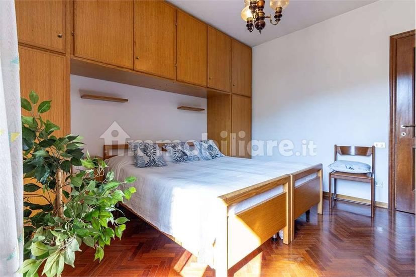 Appartamento buono stato, quarto piano, Centro Storico, Spoleto — foto 5 di 79