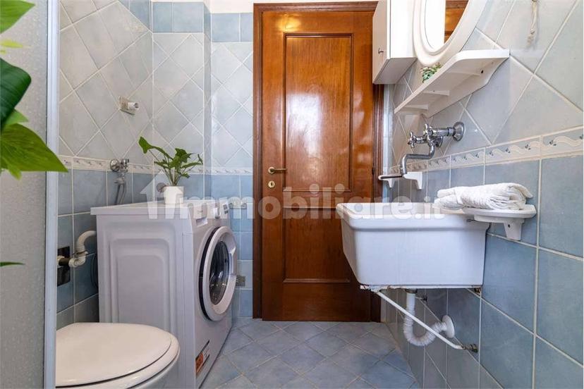 Appartamento buono stato, quarto piano, Centro Storico, Spoleto — foto 54 di 79