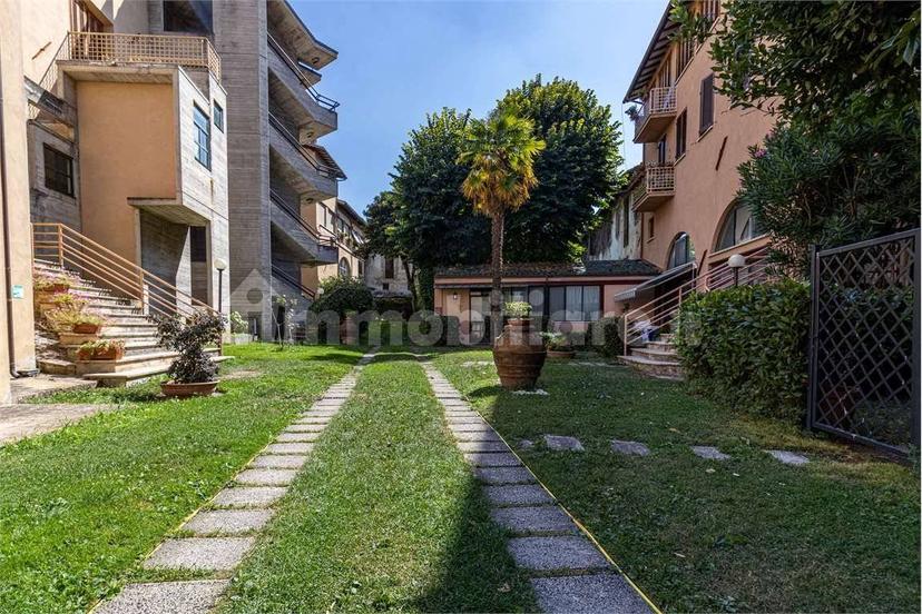 Appartamento buono stato, quarto piano, Centro Storico, Spoleto — foto 64 di 79