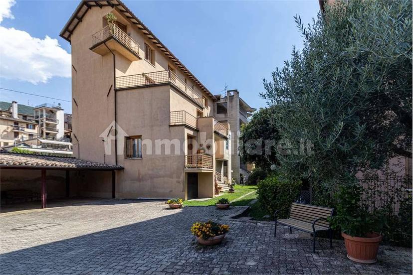 Appartamento buono stato, quarto piano, Centro Storico, Spoleto — foto 15 di 79