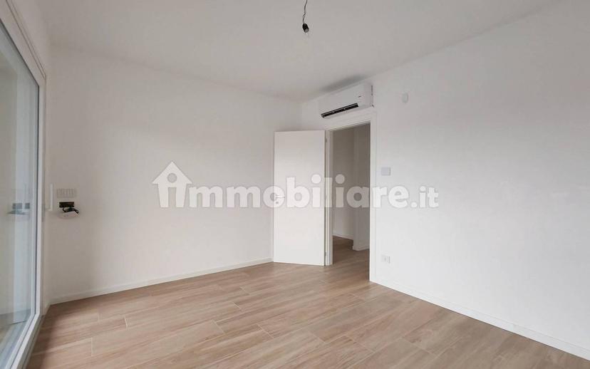 Villa bifamiliare via delle Ginestre, Bizzarone — foto 11 di 23