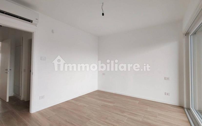 Villa bifamiliare via delle Ginestre, Bizzarone — foto 6 di 23