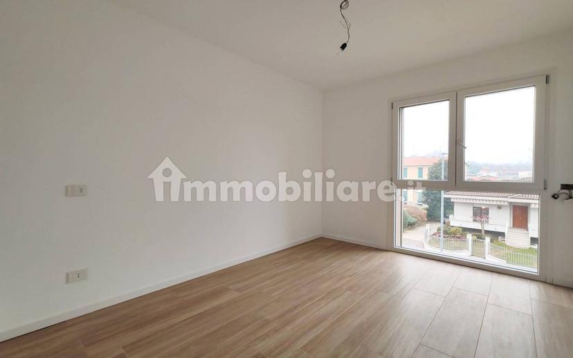 Villa bifamiliare via delle Ginestre, Bizzarone — foto 13 di 23