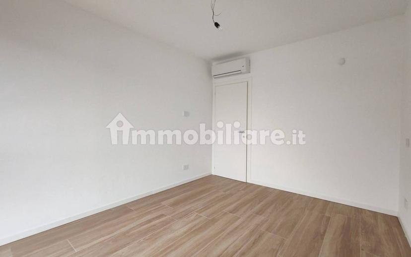 Villa bifamiliare via delle Ginestre, Bizzarone