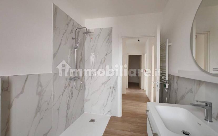 Villa bifamiliare via delle Ginestre, Bizzarone — foto 7 di 23