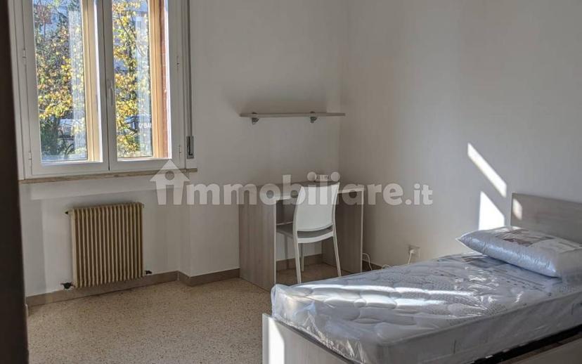 Stanza singola via Alcide De Gasperi 20f, Perugia — foto 3 di 11