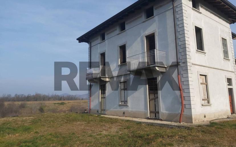 Villa unifamiliare piazza Cavour snc, Centro, Lomagna — foto 2 di 7