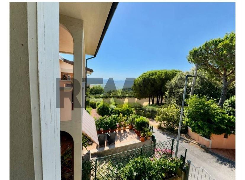 Bilocale ottimo stato, primo piano, Castellina Marittima