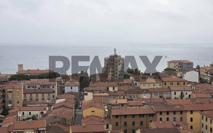 Appartamento ottimo stato, 12, Centro, Piombino — foto 9 di 24