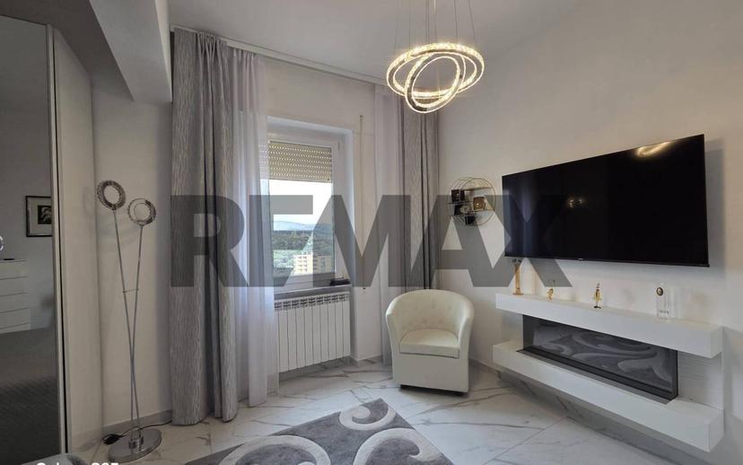 Appartamento ottimo stato, 12, Centro, Piombino — foto 3 di 24