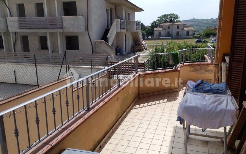 Trilocale via due giugno, Tavernelle, Colli al Metauro — foto 20 di 30