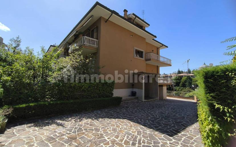 Appartamento via Chieti 2, Torretta - Torrione, L'Aquila — foto 33 di 48