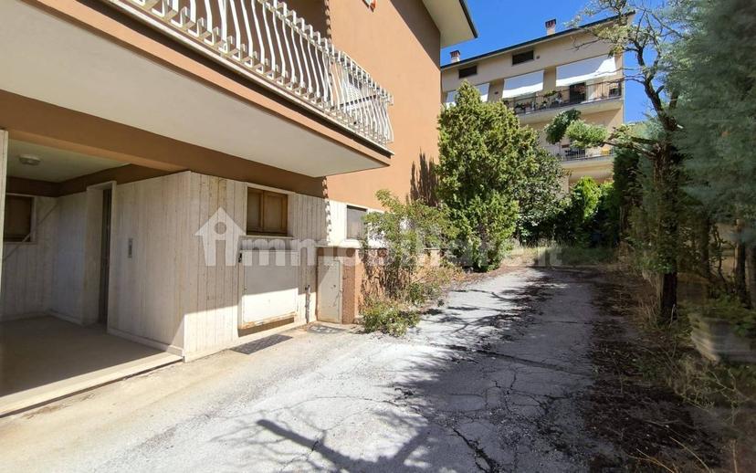 Appartamento via Chieti 2, Torretta - Torrione, L'Aquila — foto 41 di 48