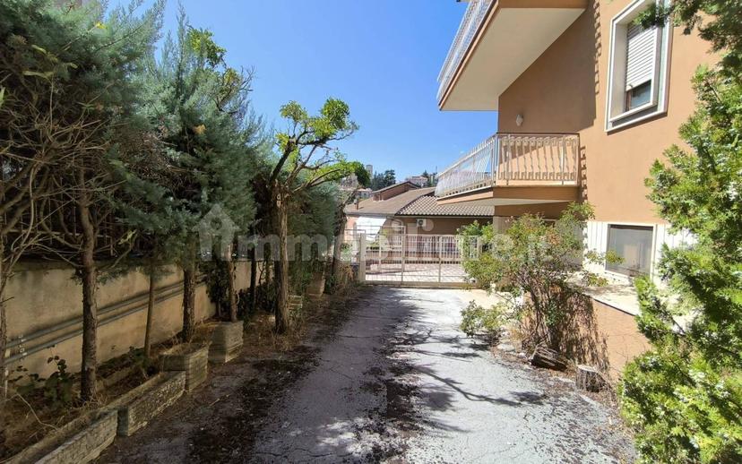 Appartamento via Chieti 2, Torretta - Torrione, L'Aquila — foto 39 di 48