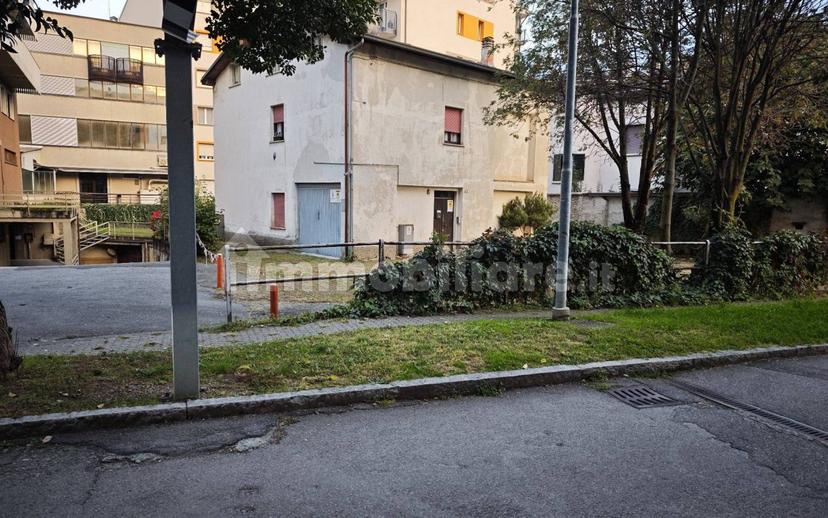 Terratetto unifamiliare via Giuseppe Mazzini 43, Centro, Sondrio — foto 2 di 5
