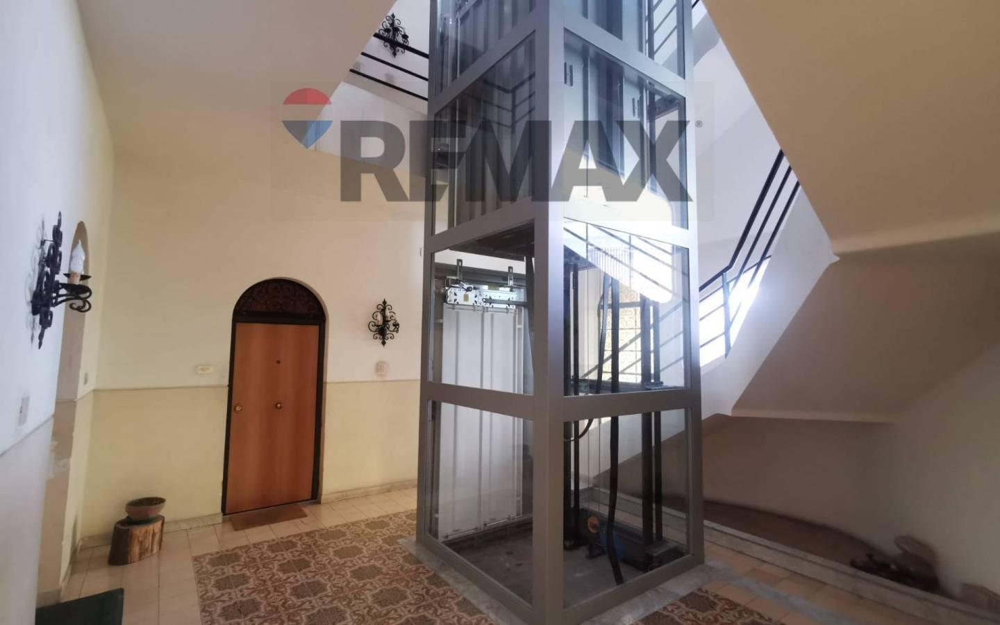 Appartamento via Luigi Einaudi 18, Sant'Agata li Battiati