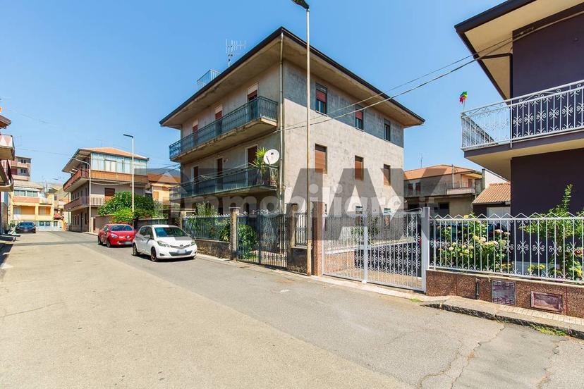 Appartamento via Pio La Torre 7, Centro, Randazzo — foto 27 di 40