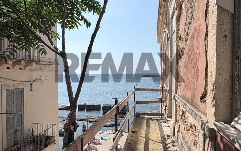 Terratetto unifamiliare 168 m², da ristrutturare, Borgata - Santa Lucia, Siracusa — foto 14 di 25