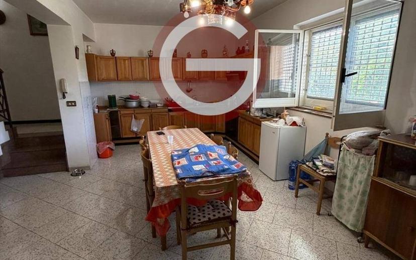 Terratetto unifamiliare buono stato, Cinquefrondi — foto 4 di 17
