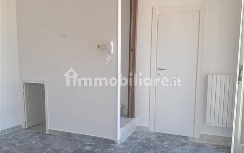 Trilocale ottimo stato, su più livelli, Modugno — foto 4 di 18