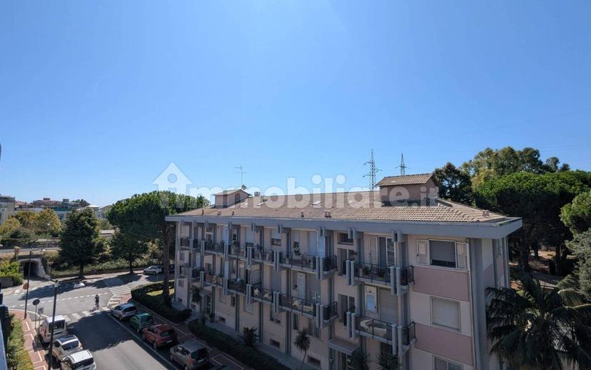 Bilocale via Orti 61, Centro, Albenga — foto 10 di 16