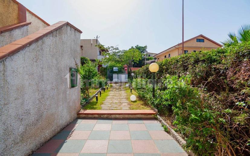 Trilocale buono stato, primo piano, Centro, Roseto Capo Spulico — foto 5 di 11