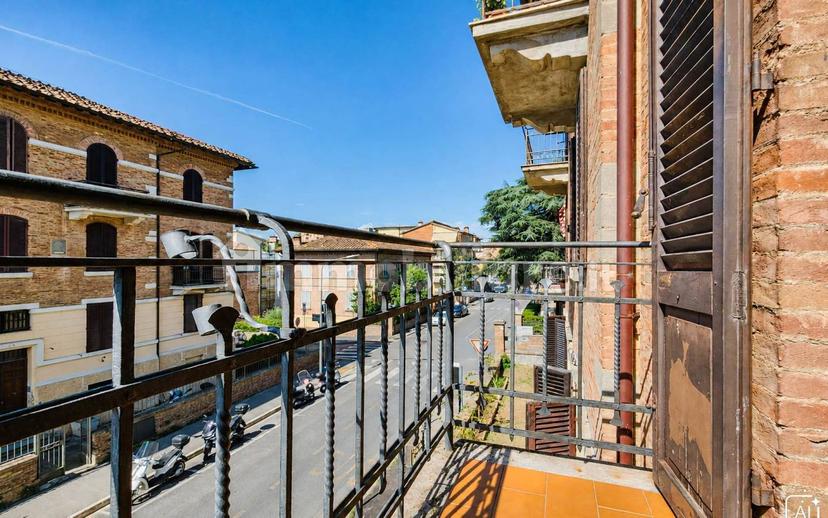 Appartamento via Duccio di Boninsegna 1, Ravacciano, Siena — foto 16 di 59