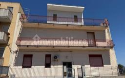 Terratetto unifamiliare 280 m², buono stato, Centro, Carlentini