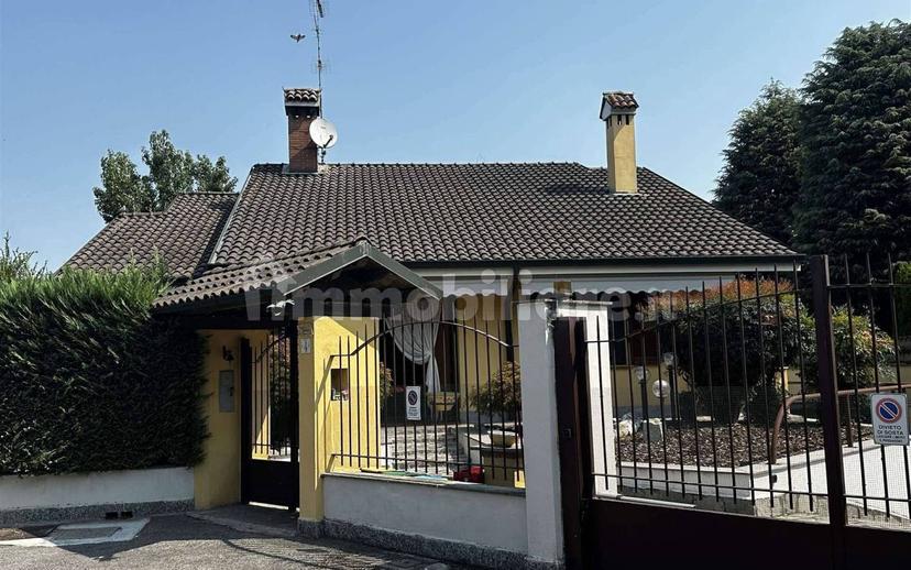 Villa unifamiliare via Angelo Benincori, Centro, Sant'Angelo Lodigiano — foto 24 di 33