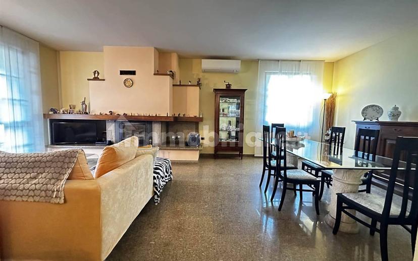 Villa unifamiliare via Angelo Benincori, Centro, Sant'Angelo Lodigiano — foto 23 di 33