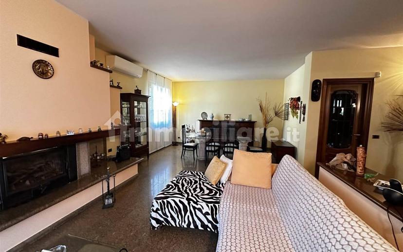 Villa unifamiliare via Angelo Benincori, Centro, Sant'Angelo Lodigiano — foto 7 di 33